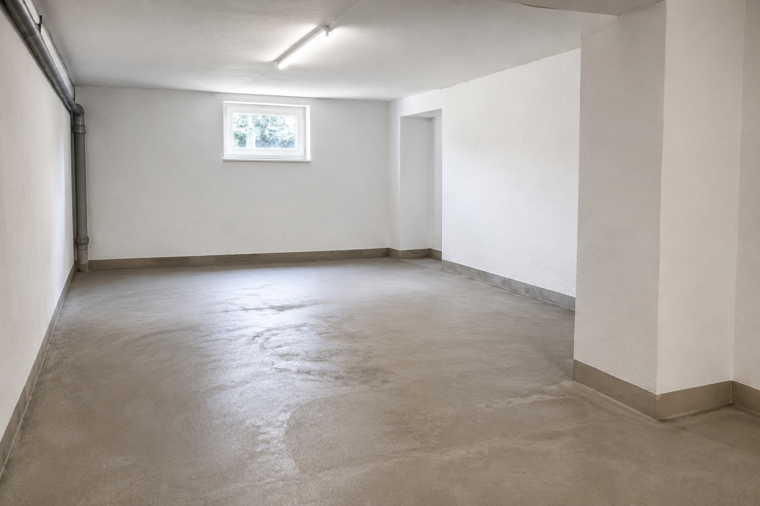 Beispiel für einen besenrein geräumten Kellerraum